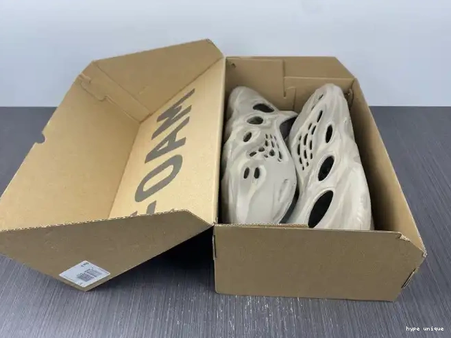 hype Sage RNNR Foam Yeezy Stone Adidas GX4472 0514